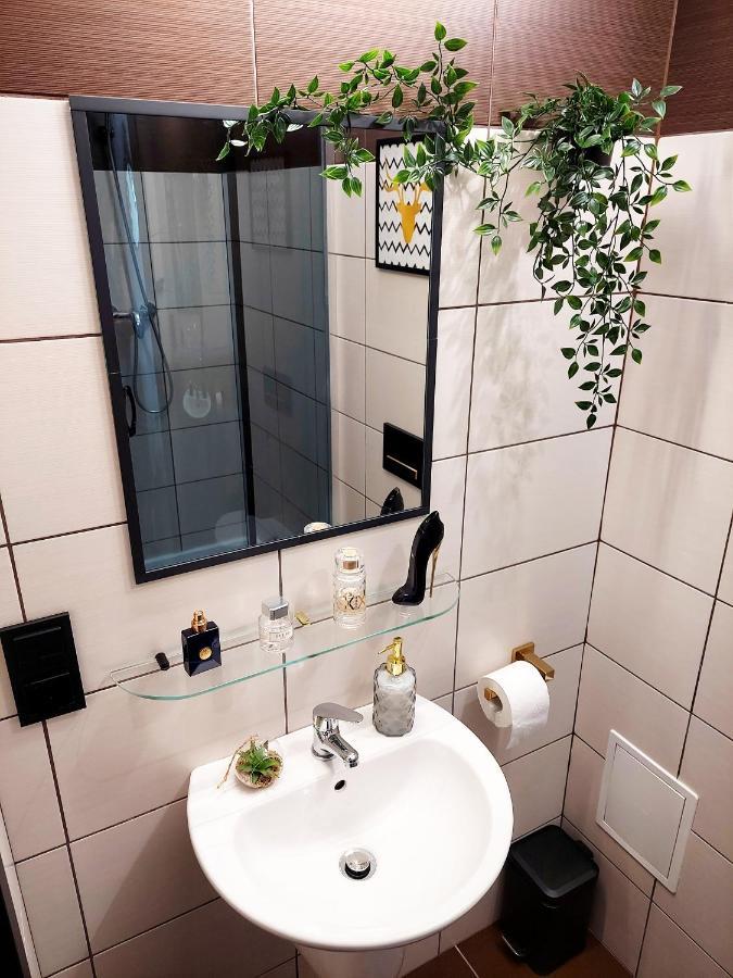 Apartament Planeta Mielno - Centrum, 2 Minuty Od Plazy ! ! ! Ngoại thất bức ảnh